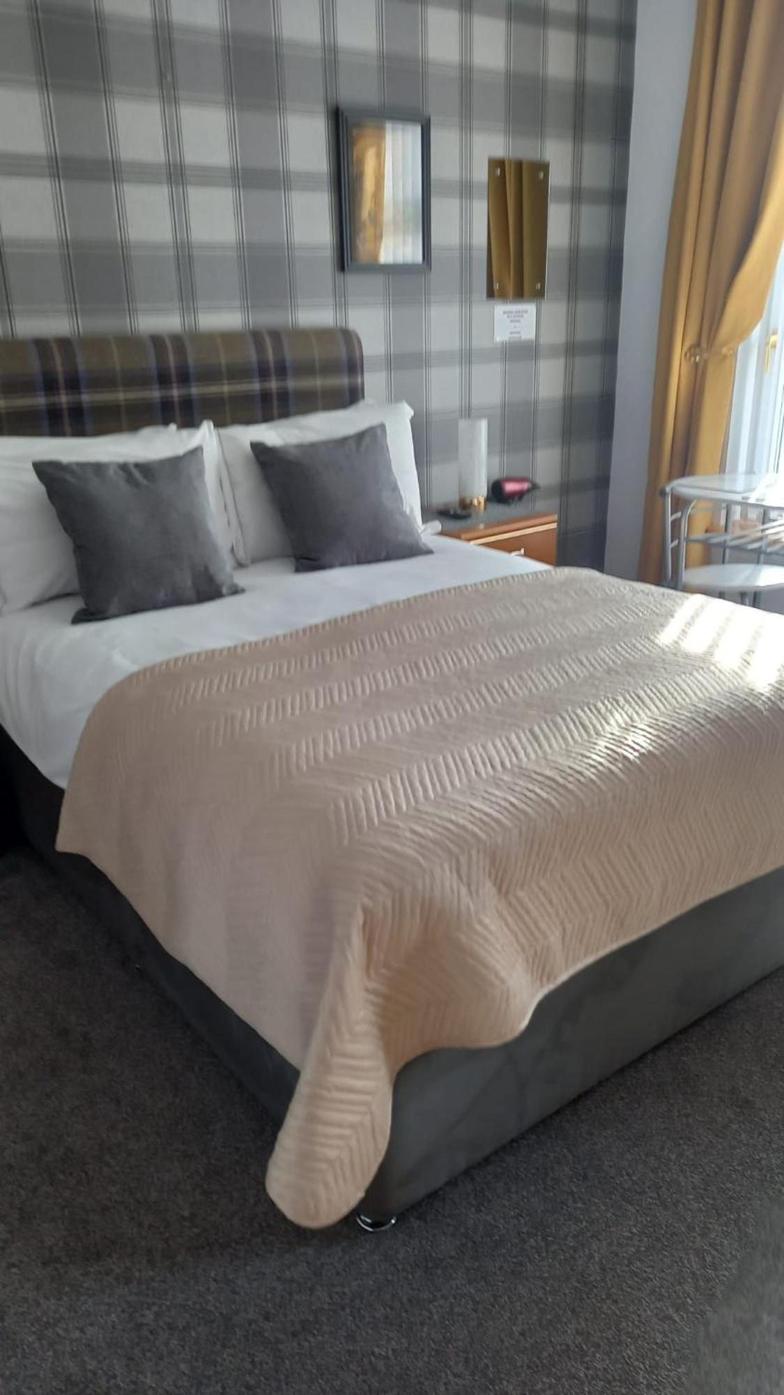 Fairfield Townhouse Guest House Inverness Esterno foto